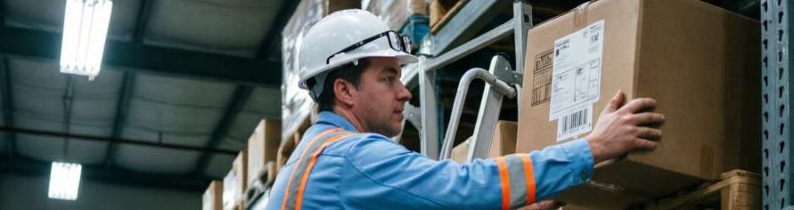 Передвижная лестница-стремянка складная с платформой NV 1540