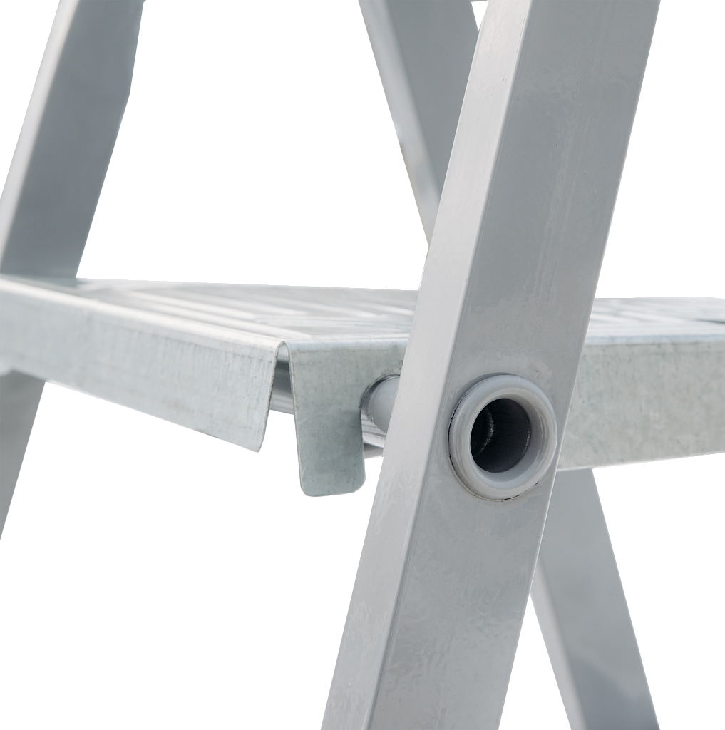 Стальная стремянка с алюминиевыми ступенями 80 мм NV 1130