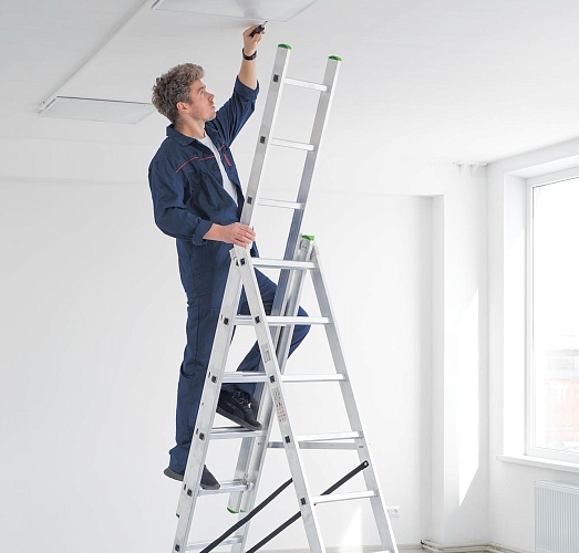 Лестница NV 2230 -- настоящая находка для мастеров!